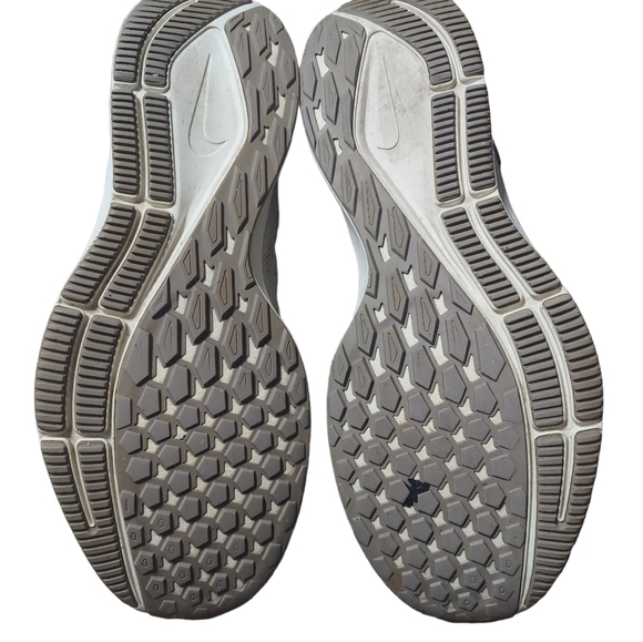 11 Nike Zoom white and blue sneakers - Picture 2 of 6